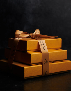 chocolate-gift-ideas-housewarming-gifts-1_750x960_crop_center_2.png