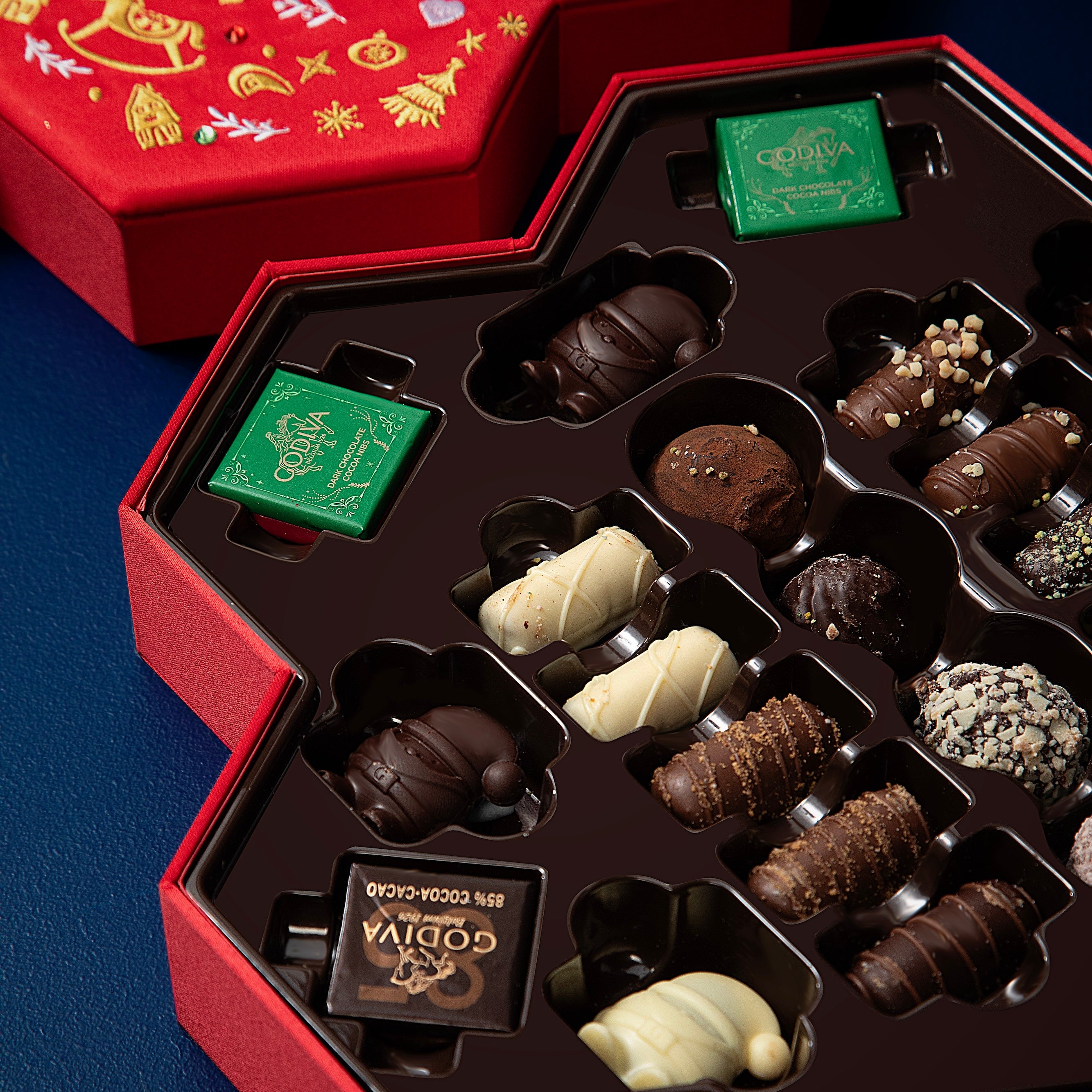 Alice’s Tea Party Selection, 12 Pieces | 131g – Godiva Australia