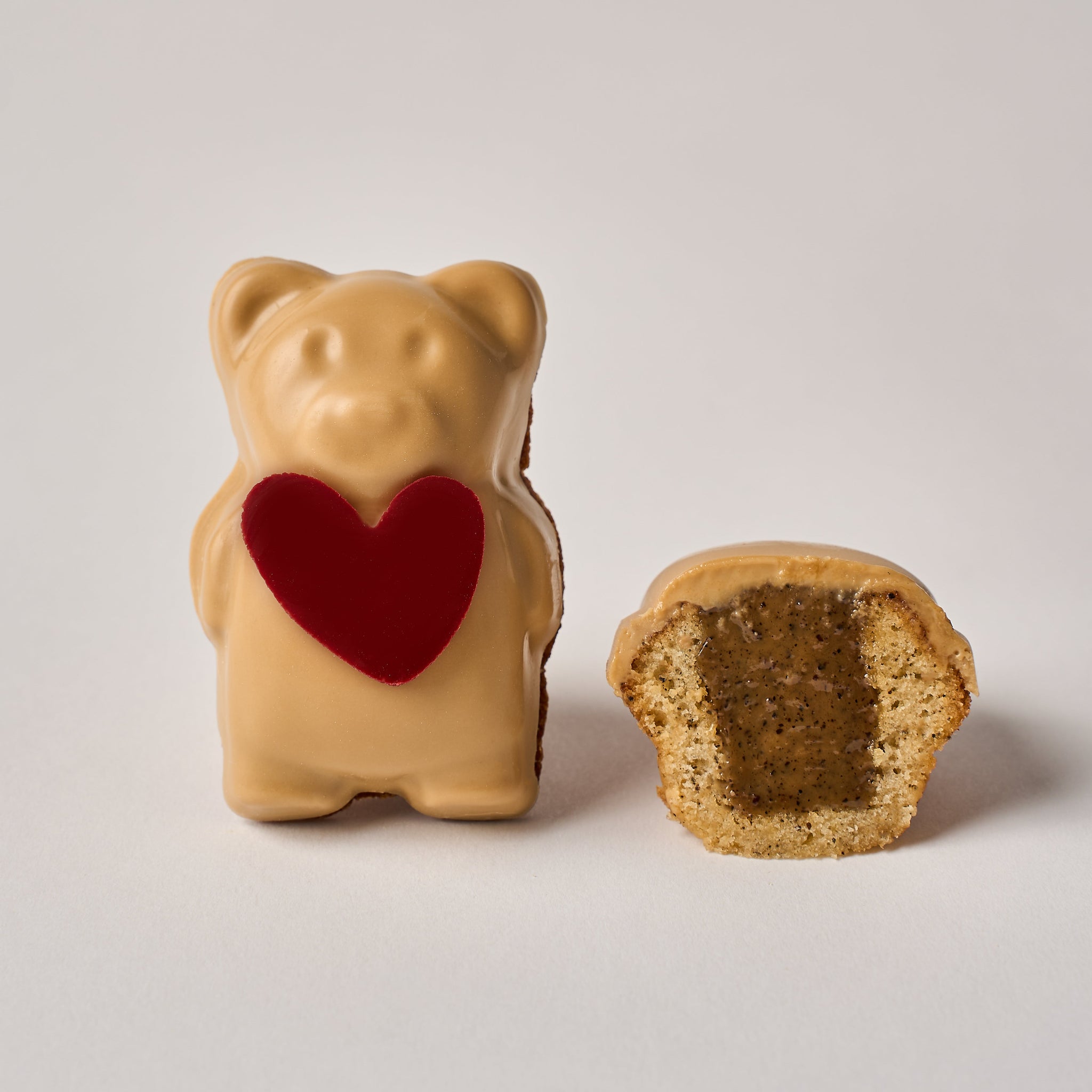 Caramelised Chocolate & Earl Grey Bear Madeleine
