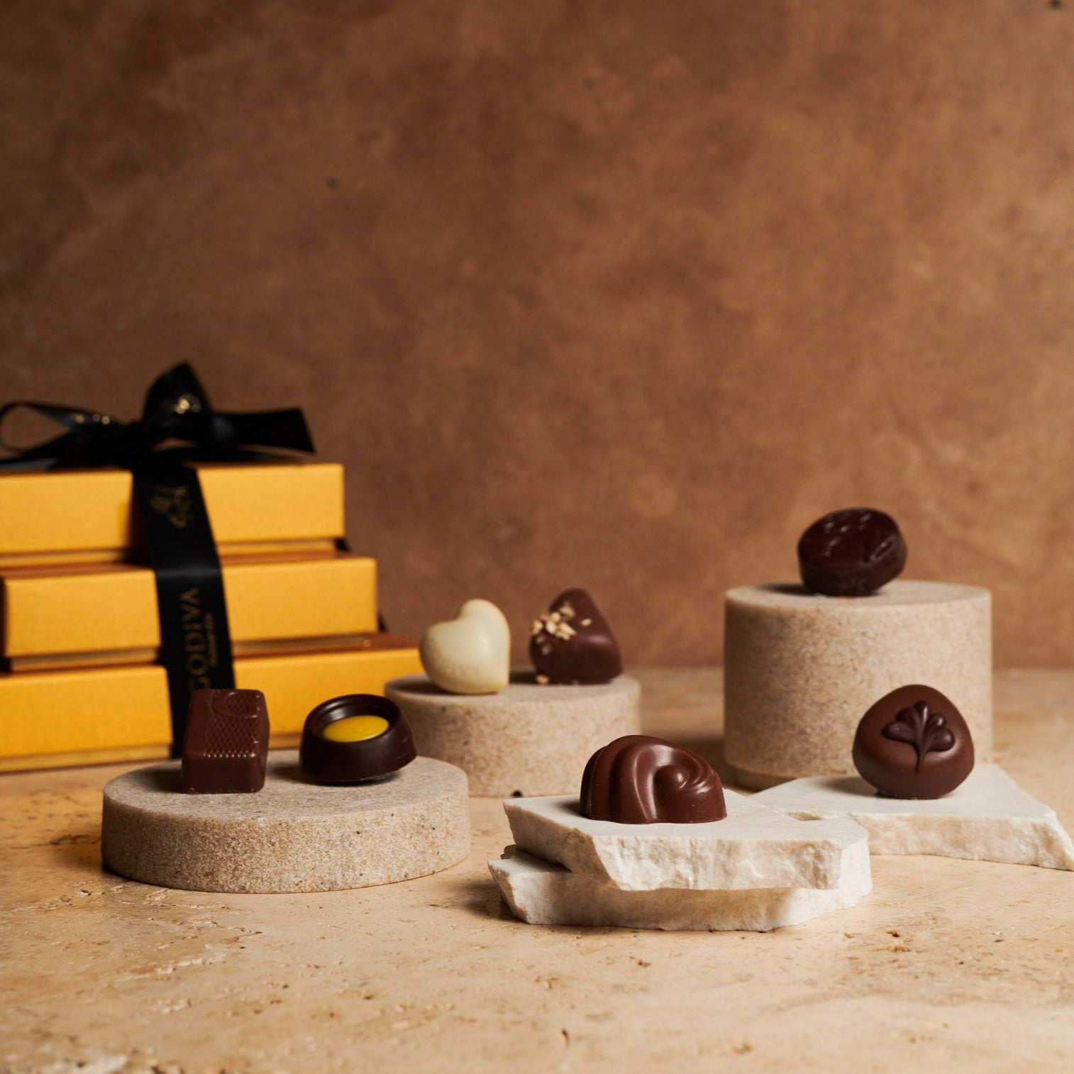 Gold Collection Gift Box - 6 Pieces – Godiva Australia