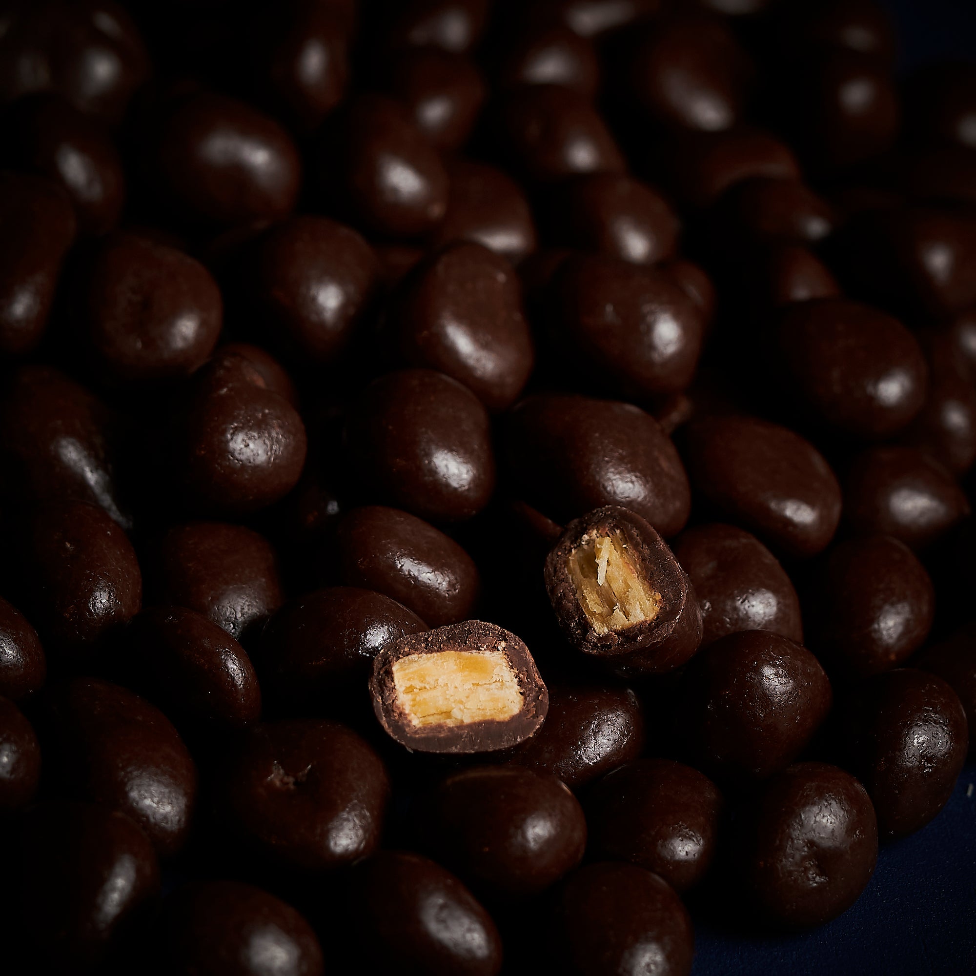 pearls-mylk-chocolate.jpg